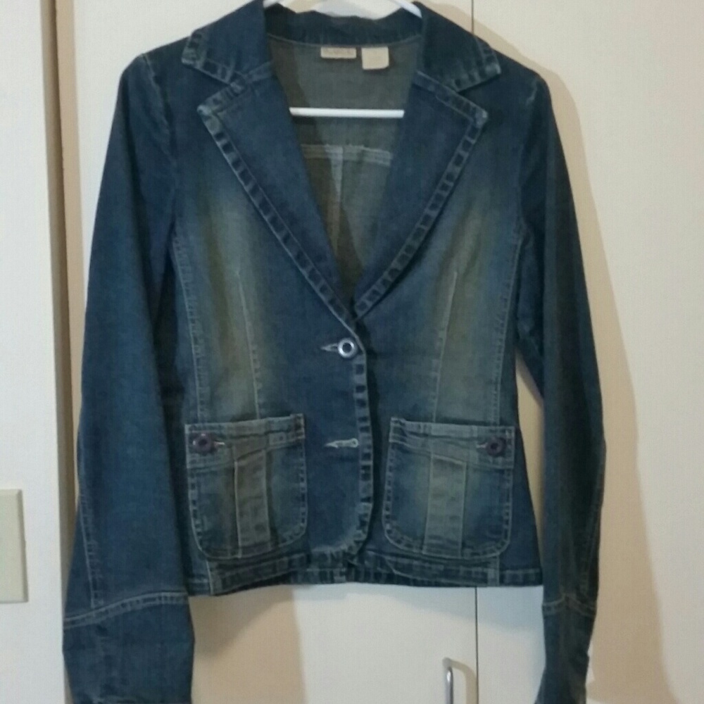 Women demin jacket